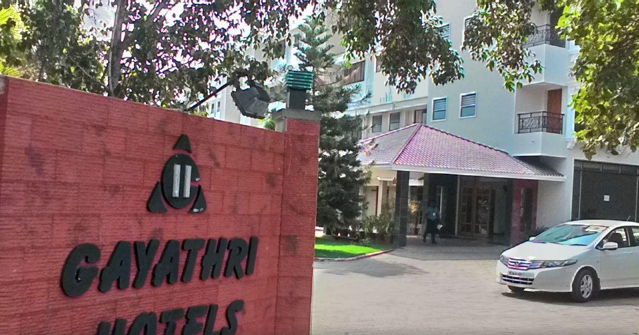 Gayathri Hotels Tirupur Esterno foto