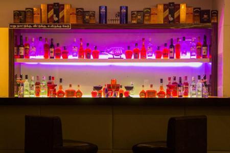 Gayathri Hotels Tirupur Esterno foto